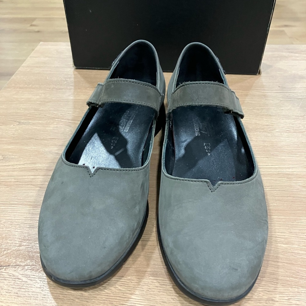 Mephisto Gray Women's Mary Jane Shoes